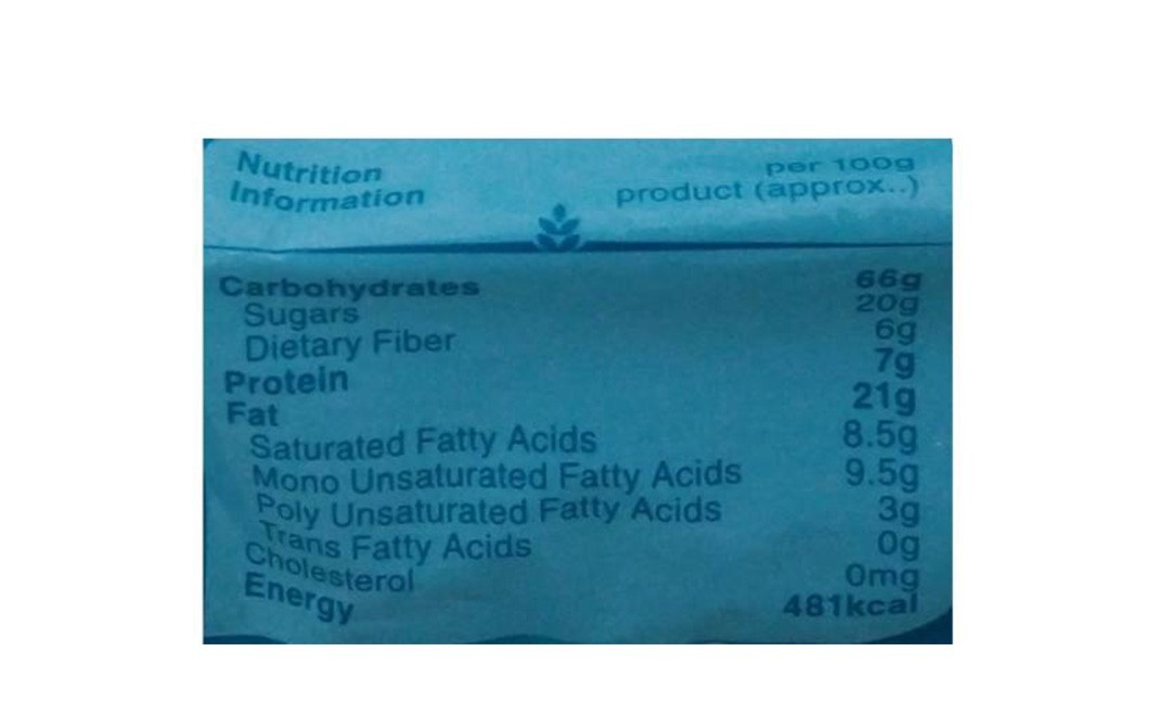 Britannia Nutri Choice Oats Almond & Milk Biscuits   Pack  75 grams